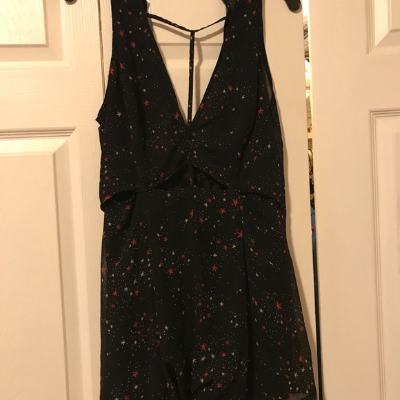 STAR PRINT ROMPER!! - Picture 2 of 3